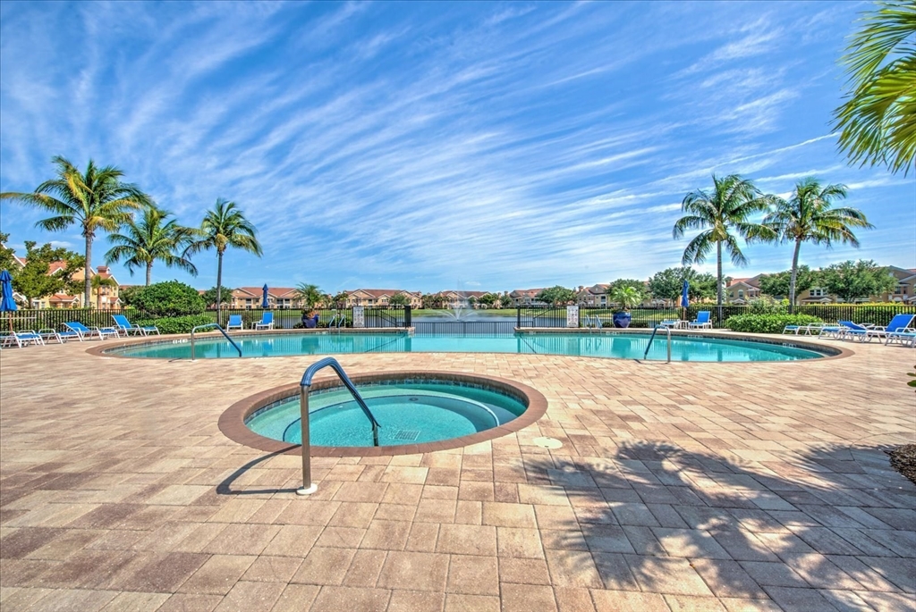 1757 Concordia Lake Circle, Cape Coral