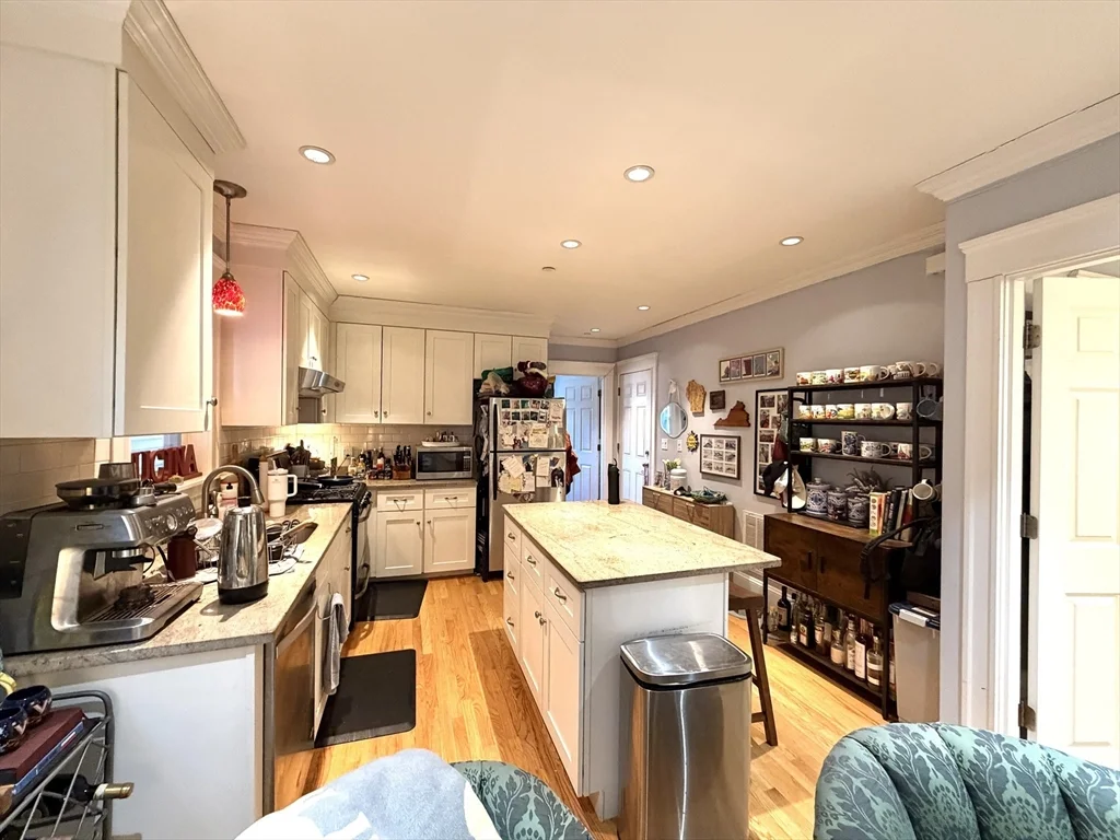 133 Erie St, Cambridgeport