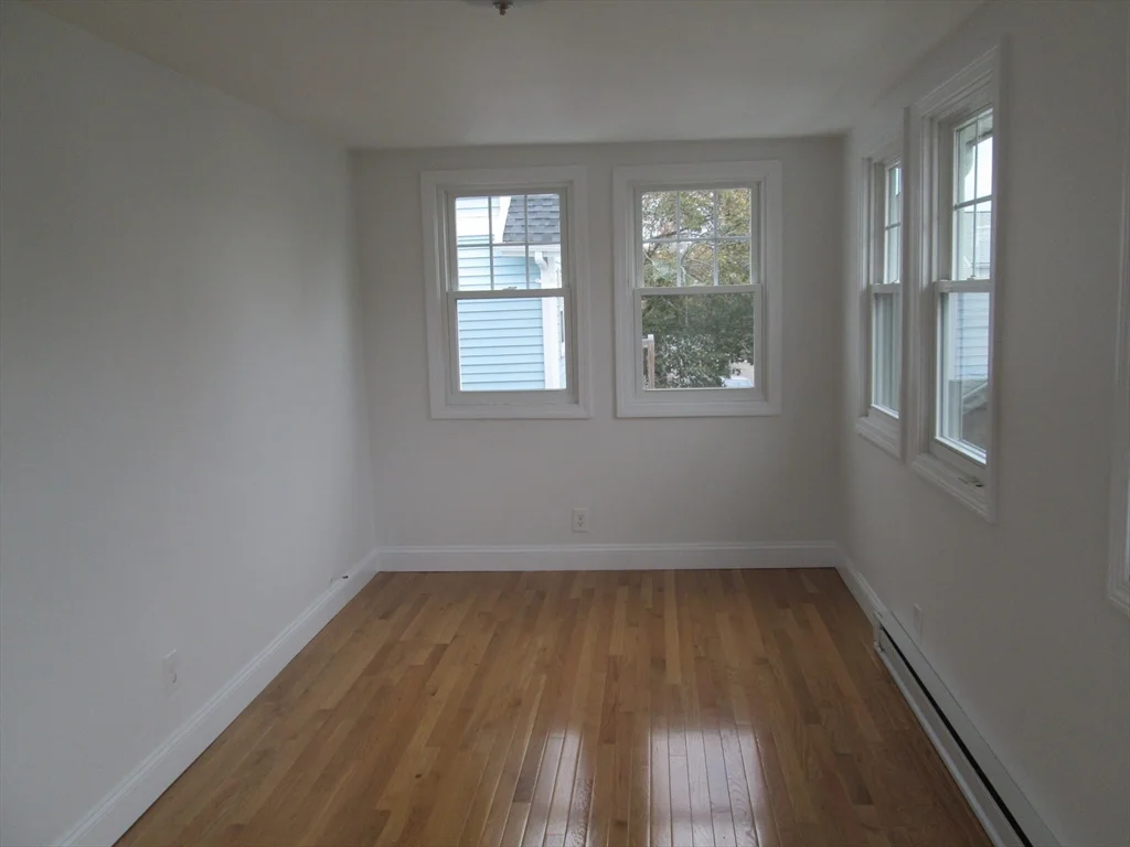 83 Webster St, Arlington