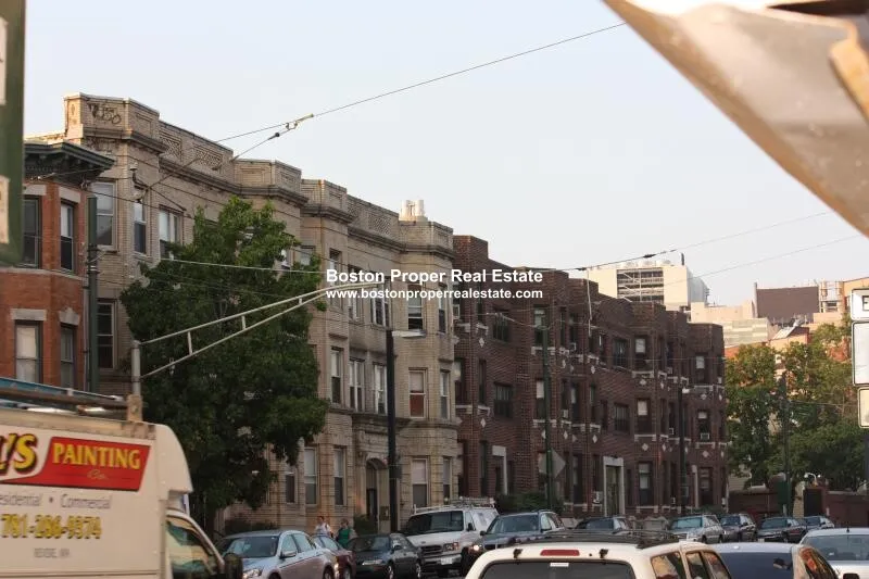 891 Huntington Ave, Mission Hill