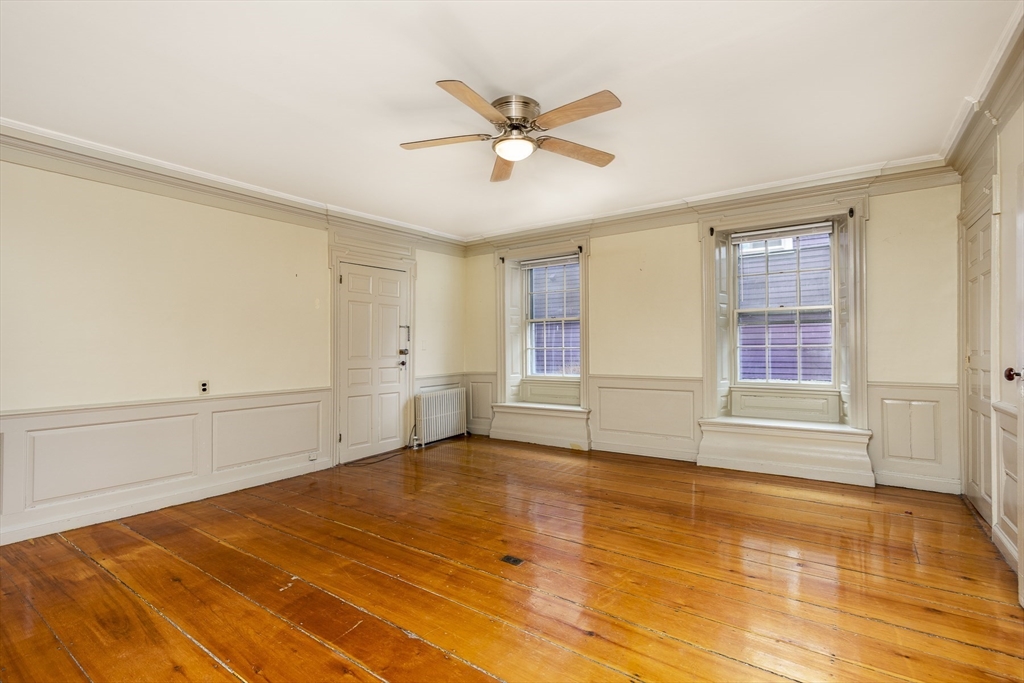 137 Washington, Old Town