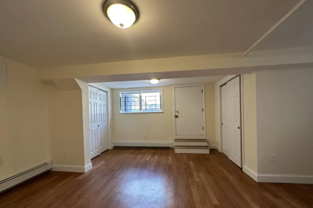 381 Harvard St, Mid-Cambridge