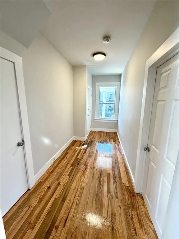 11 Francis, Oak Grove