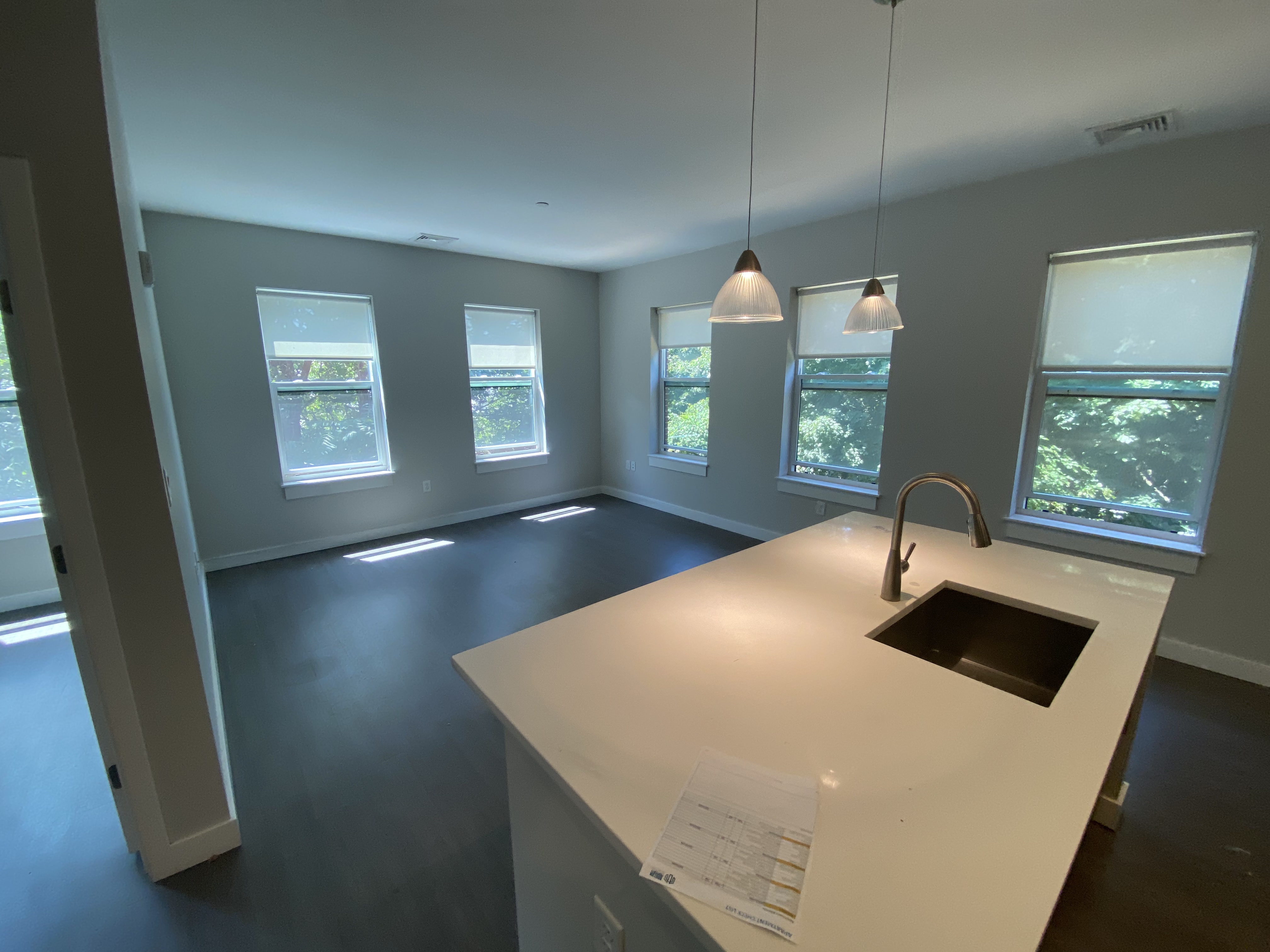 2 bed, 1 bath apartment for rent at 28 Bridge Unit 1, Quincy — photo 3 of 14