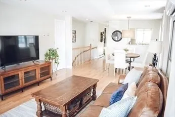 819 East 6th St, South Boston