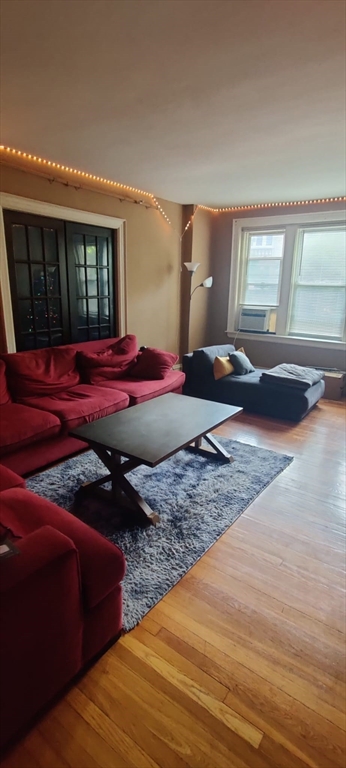 317 Saint Paul St, Brookline