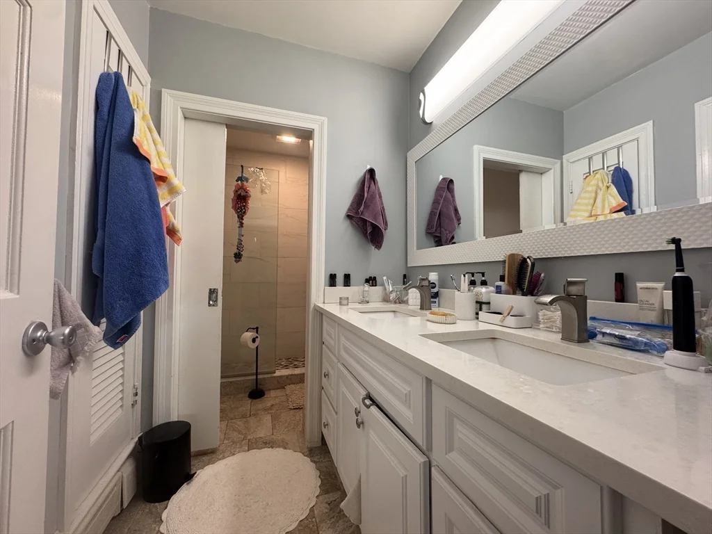 10-12 Webster St, Winchester