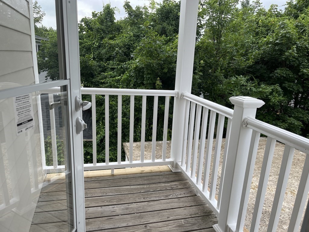 8 Lyman Ave, Medford