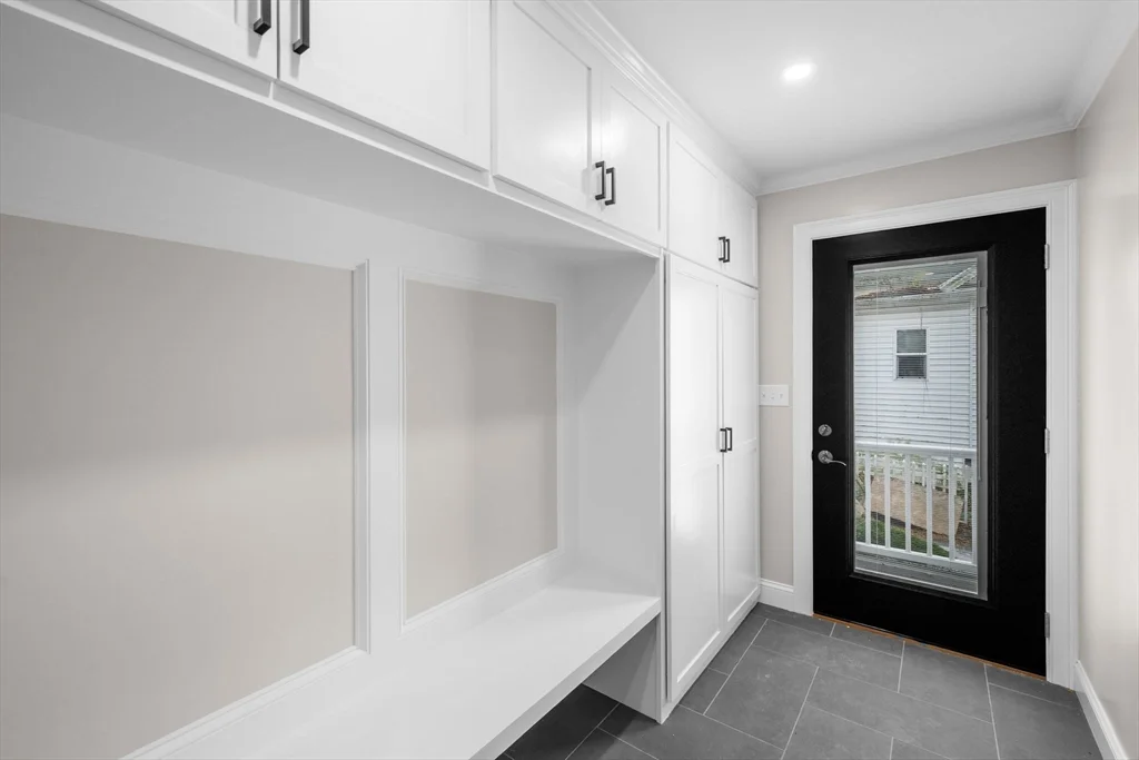 60 Ellsworth Rd, Peabody