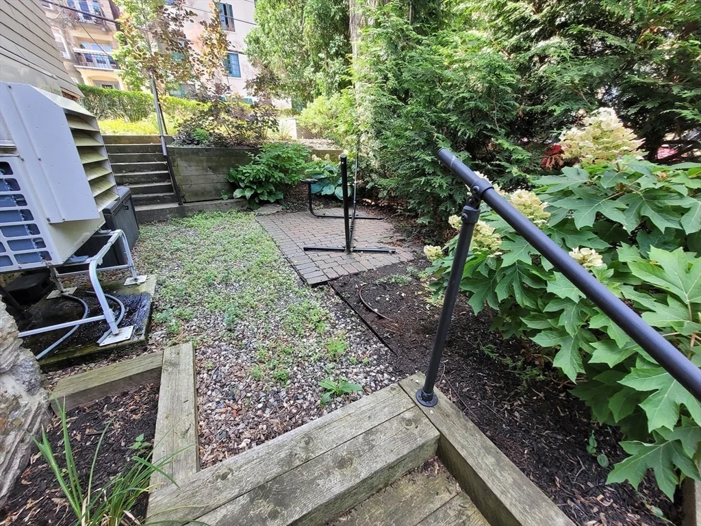 165 Winthrop Rd, Beaconsfield