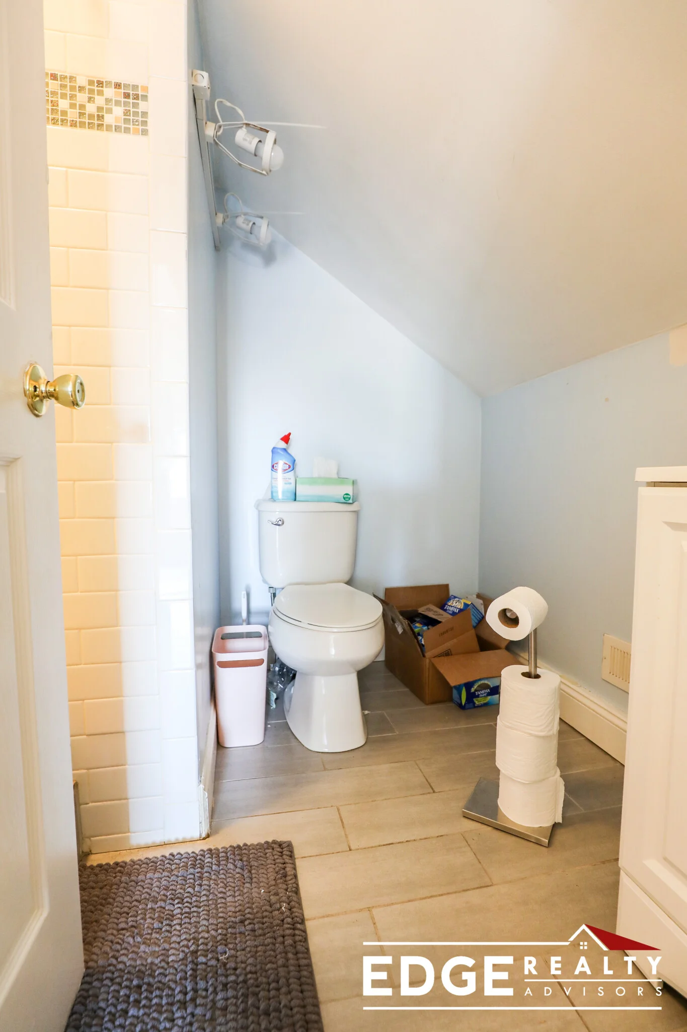 7 Greylock Rd, Brighton