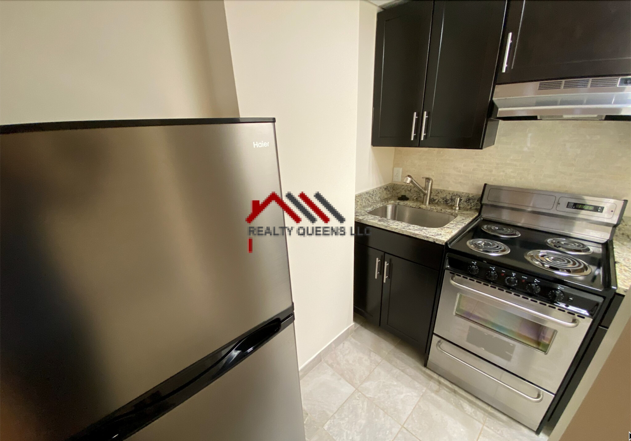 62 Boylston St, Downtown