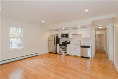 4 School St, Roxbury