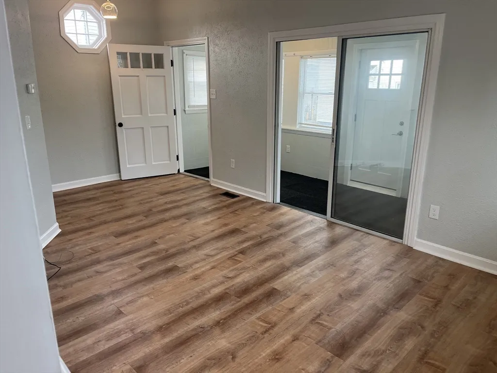 11 2nd St, North Andover