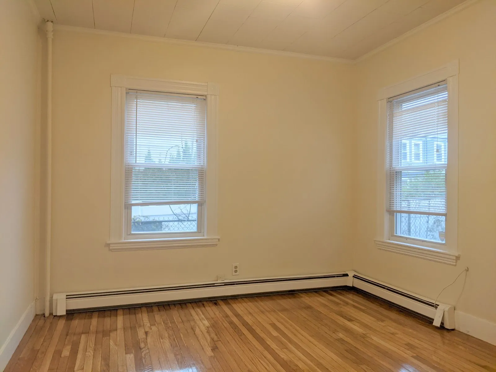 83 Yorktown St, Davis Square