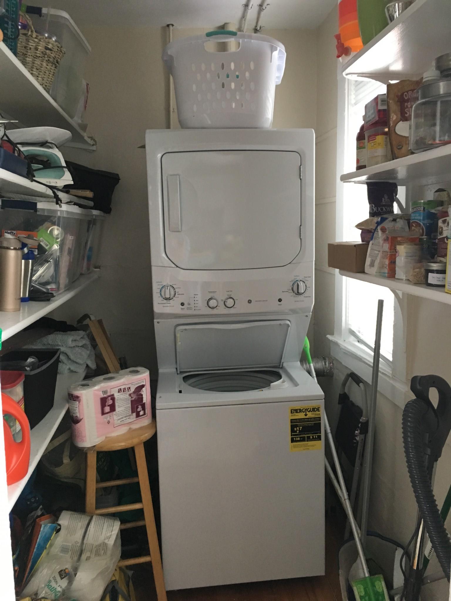 275 Putnam Ave, Riverside