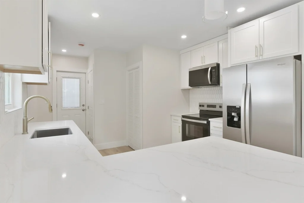 66 Cushman Rd, Brighton