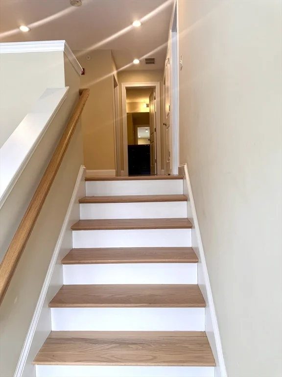 100 Baldwin Ave, Woburn