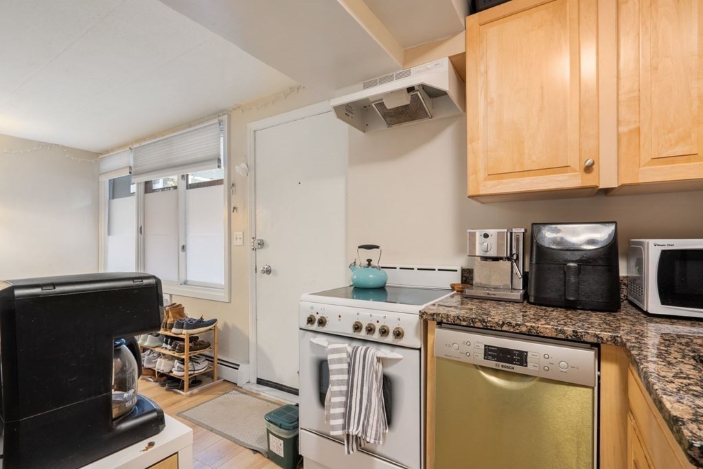 345 Harvard St, Mid-Cambridge