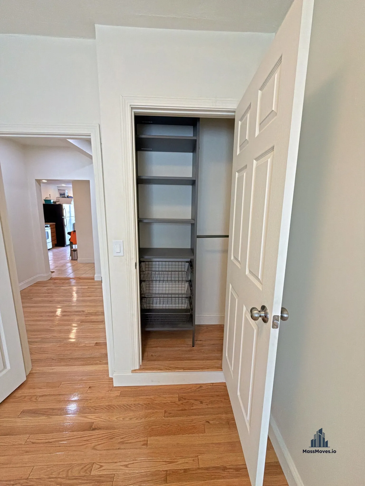 130 West 8th St, South Boston