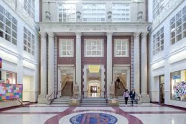 17 High St, Brookline Village