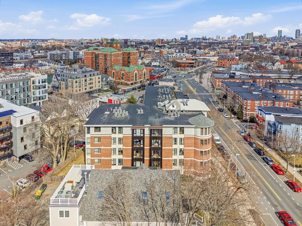 533 Cambridge St, Allston