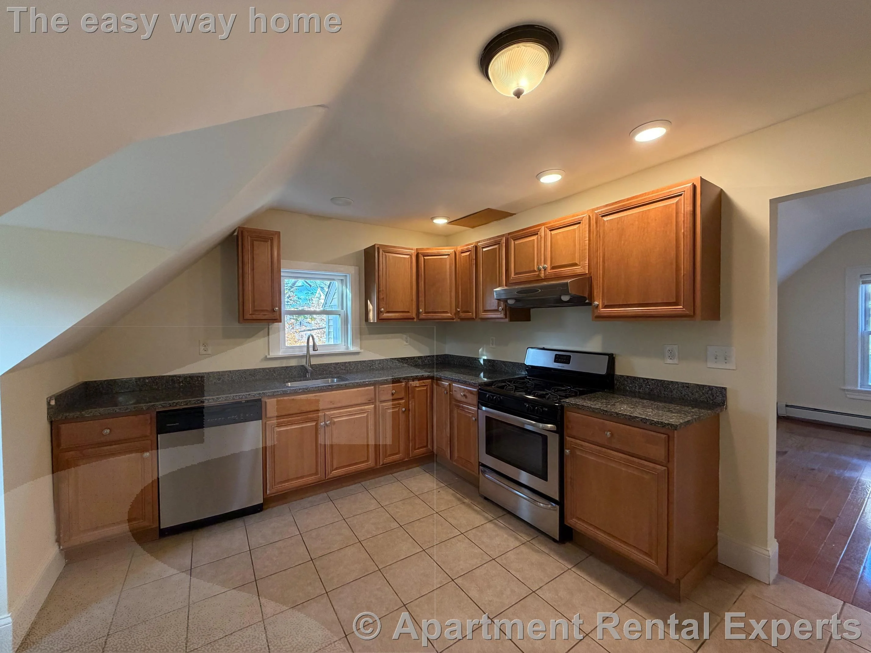 102 Sycamore St, Winter Hill