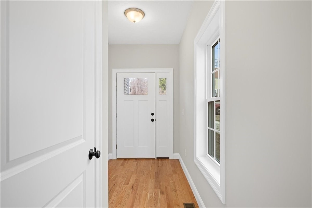 77 Upland St, Worcester