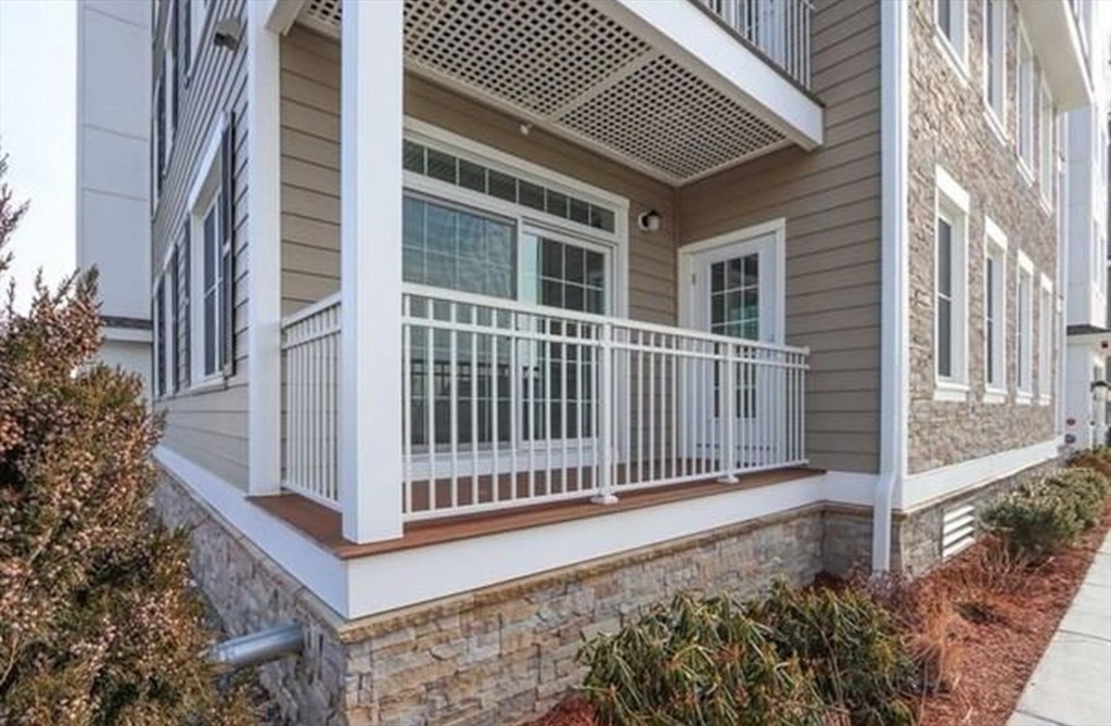 320 Middlesex Ave, Medford