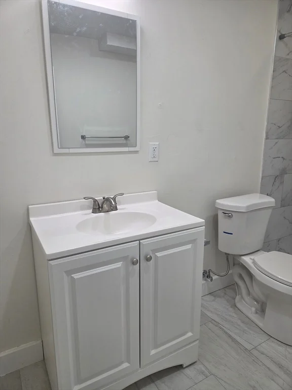 11 Rice Ave, Shrewsbury