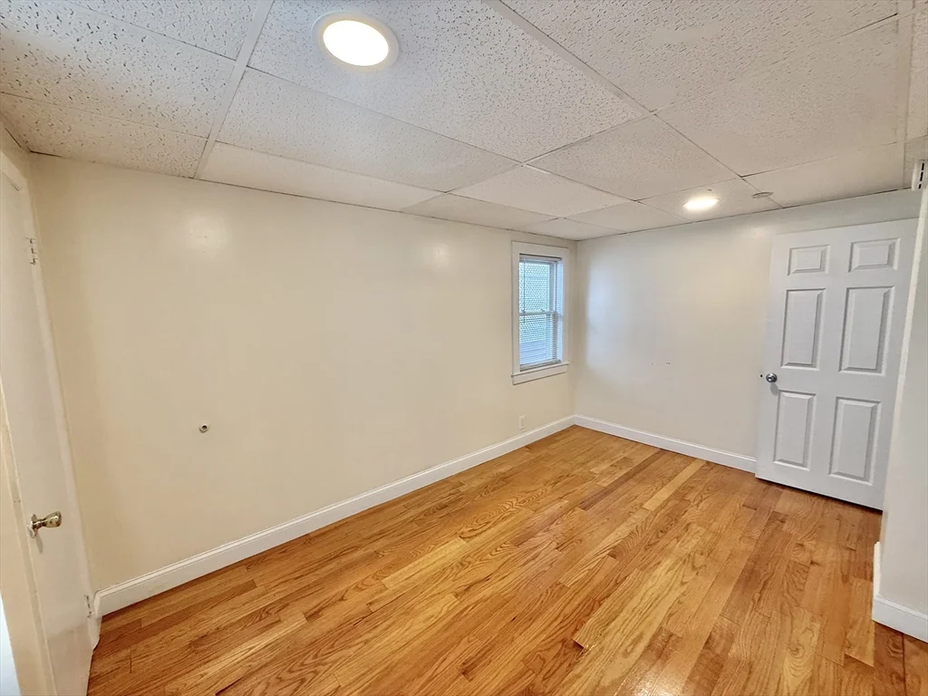 35 Highland Ave, Everett