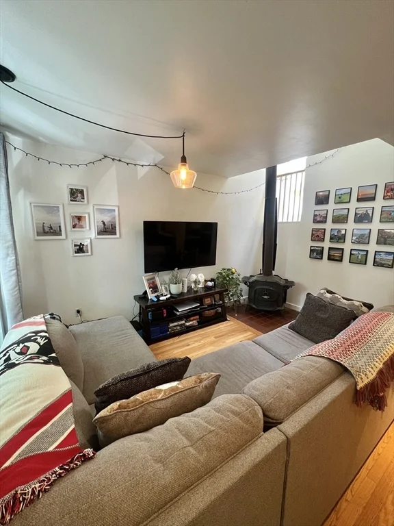 5 Fort Washington Pl, Cambridgeport