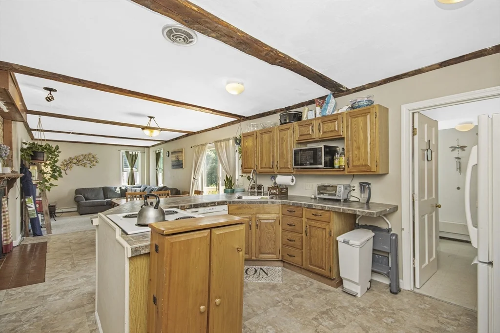 126 Summer, Plymouth