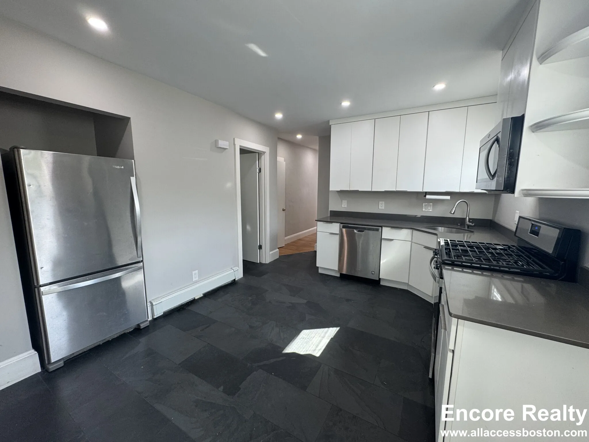 23 Elmer St, Riverside