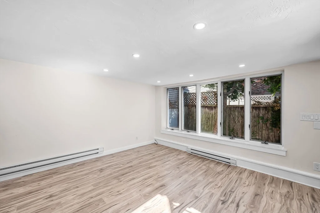 465 East Eight, South Boston