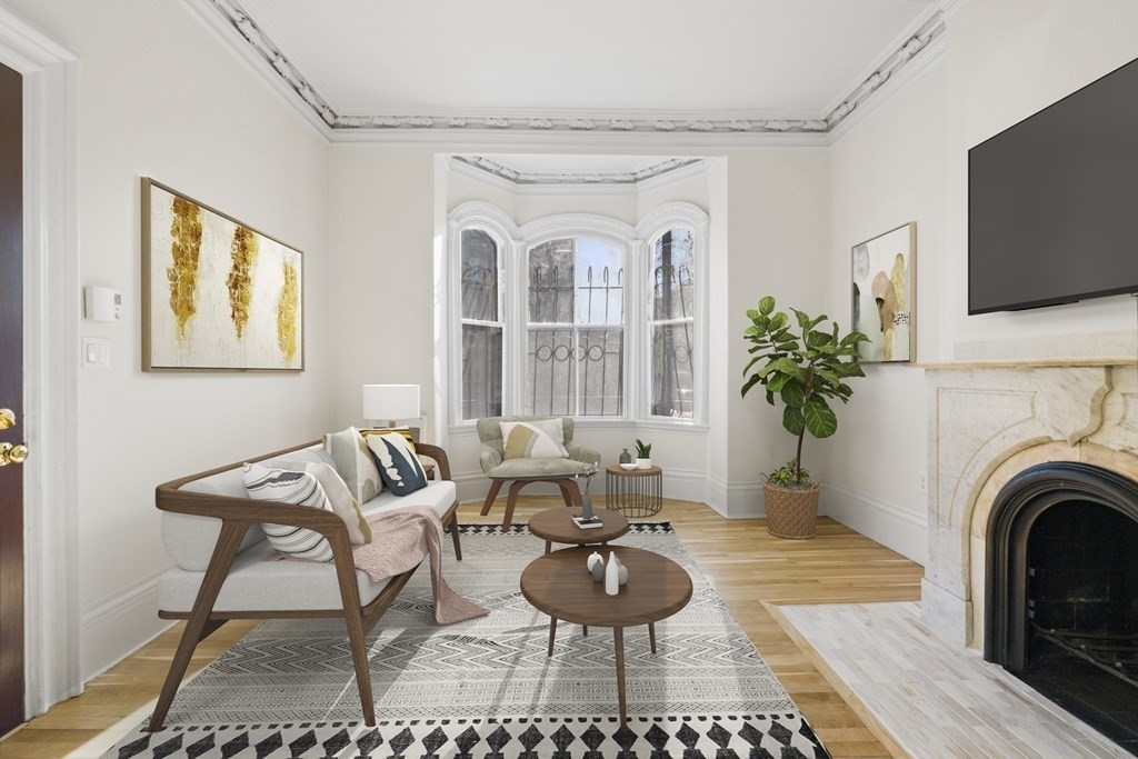 1 bed, 1 bath apartment for rent at 589 Tremont St Unit 2, South End — photo 2 of 6
