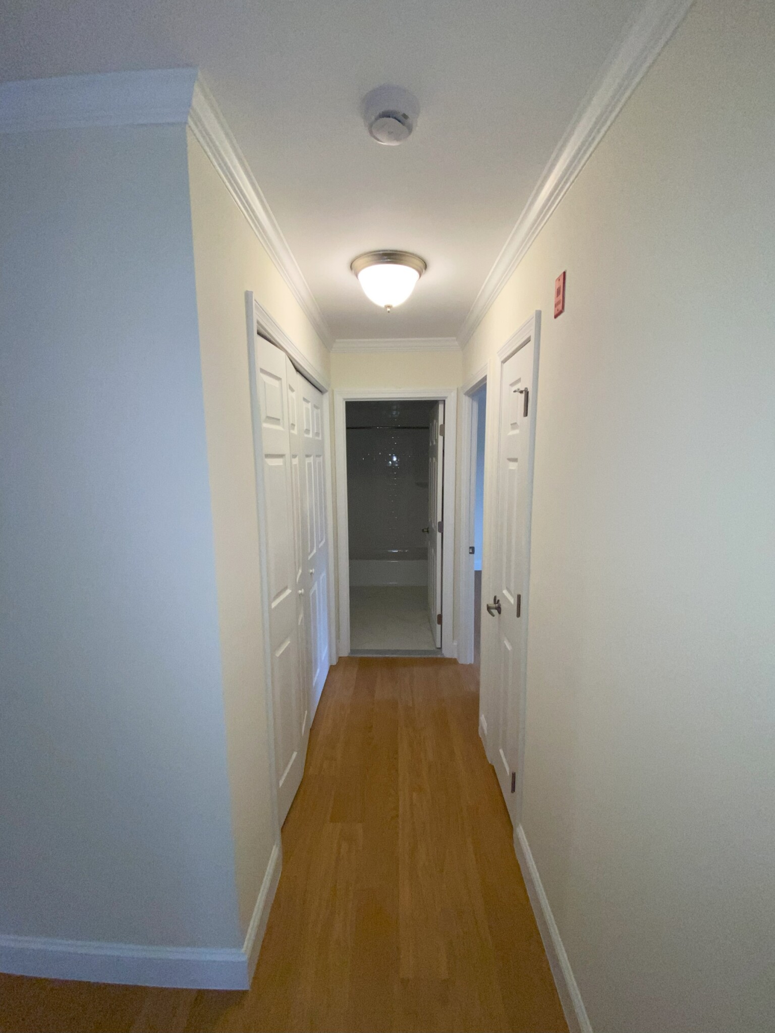 12 Waterfall Dr, Canton