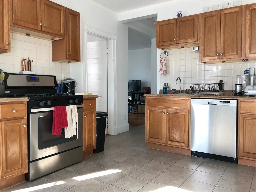 106 Pine St, Central Square