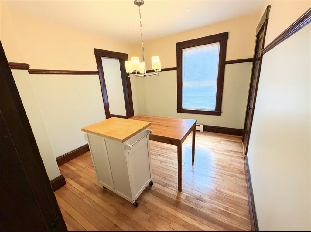 38 A St, West Warren