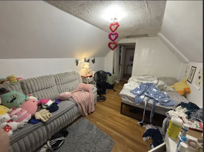 26 Greylock Rd, Allston