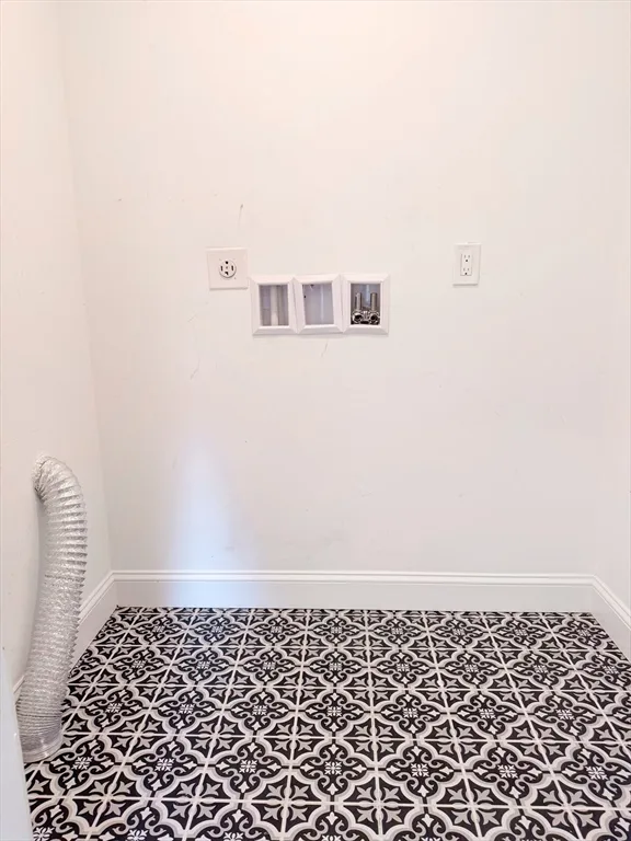 39 Pond St, Framingham