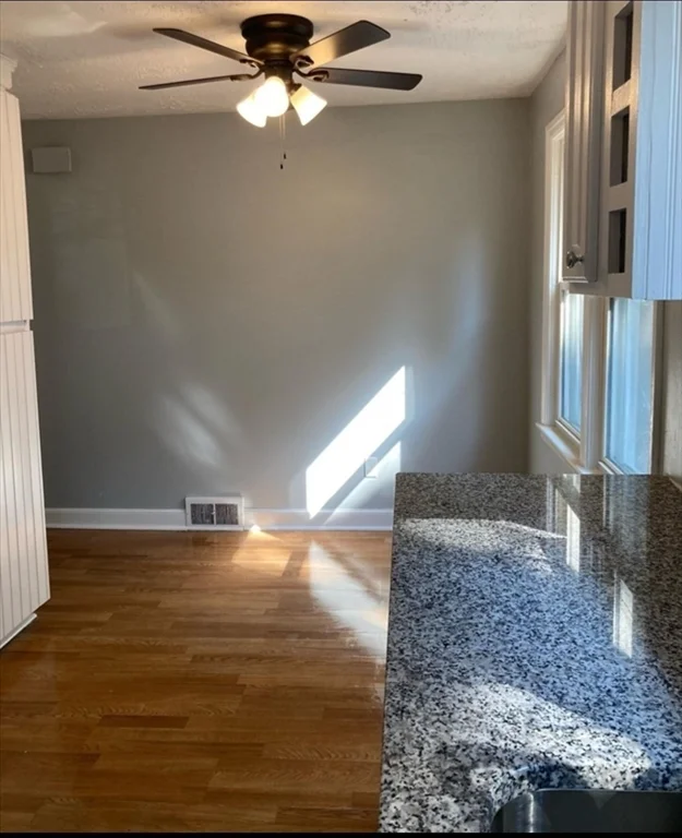 45 Pilgrim Ave, Worcester