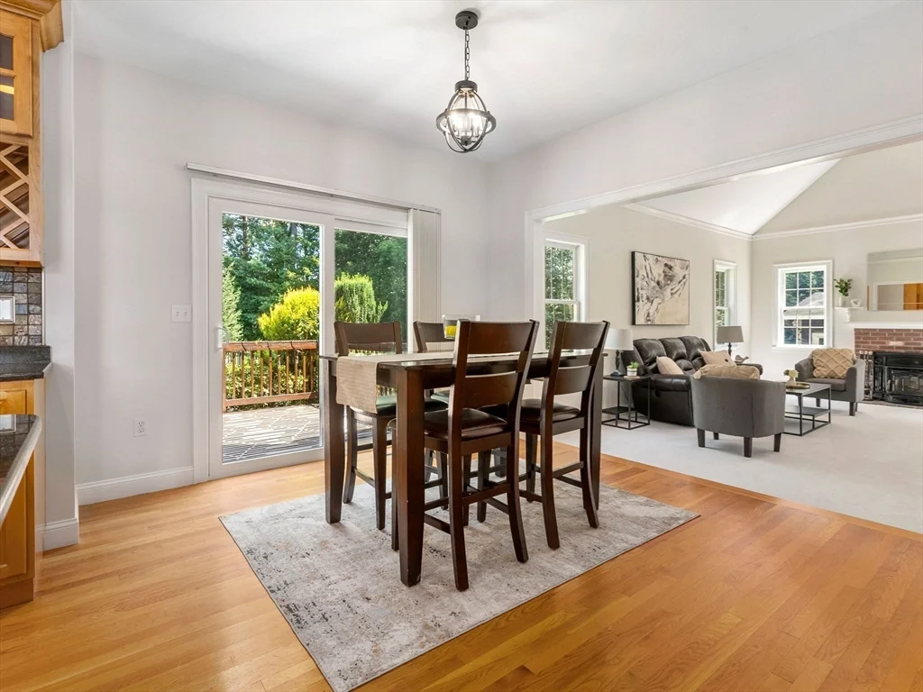 13 Breakneck Hill Rd, Hopkinton