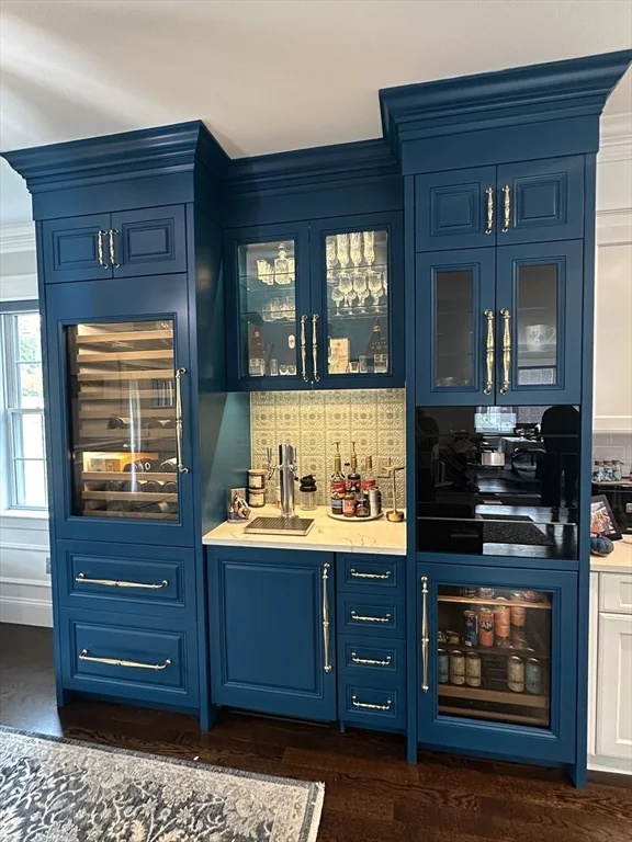 53 Old Mystic St, Arlington