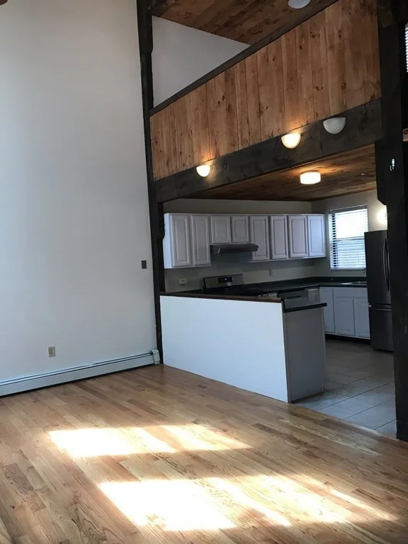 44 Valentine, Cambridgeport