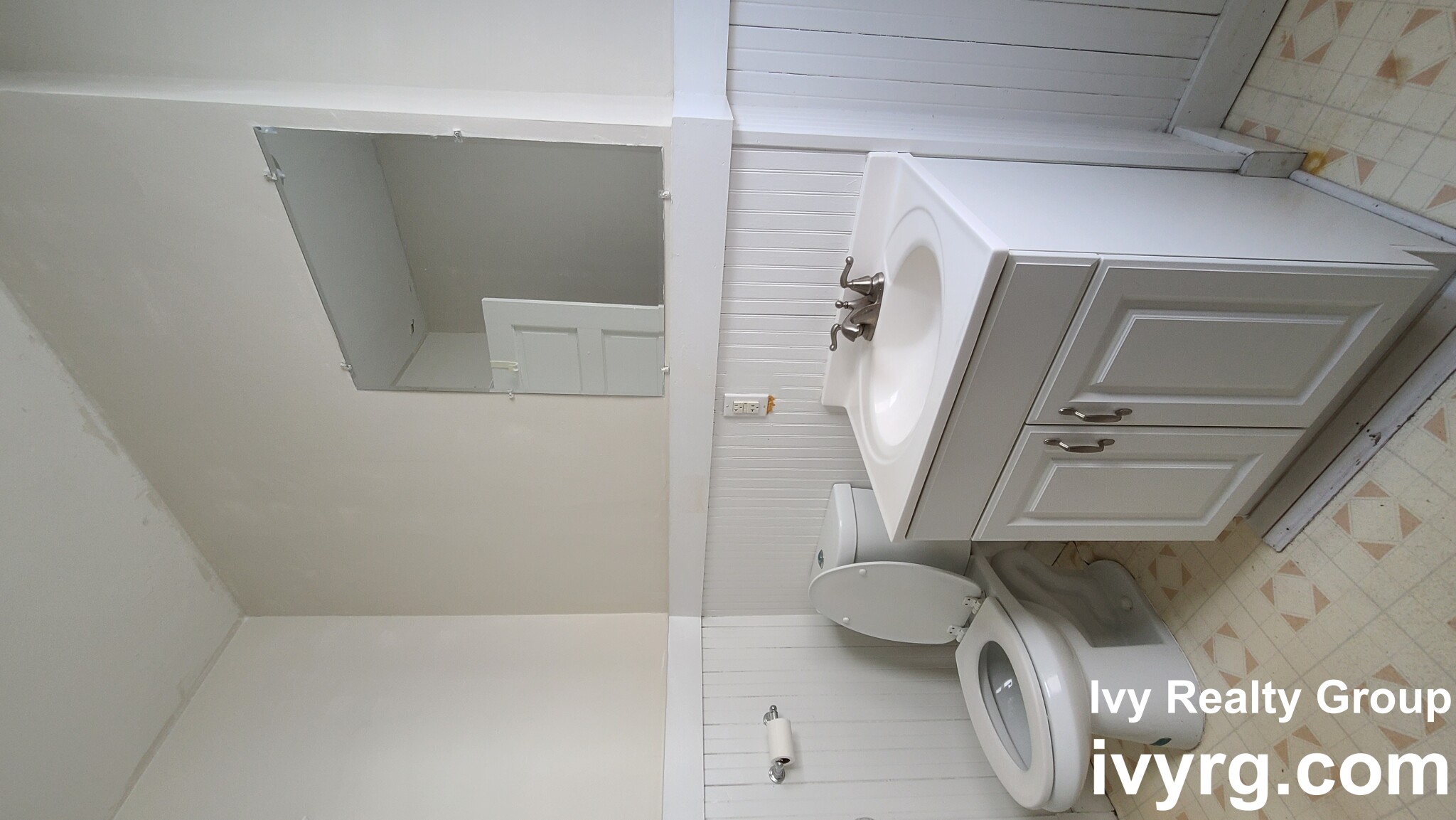 34 Bay State Ave, Powder House Square