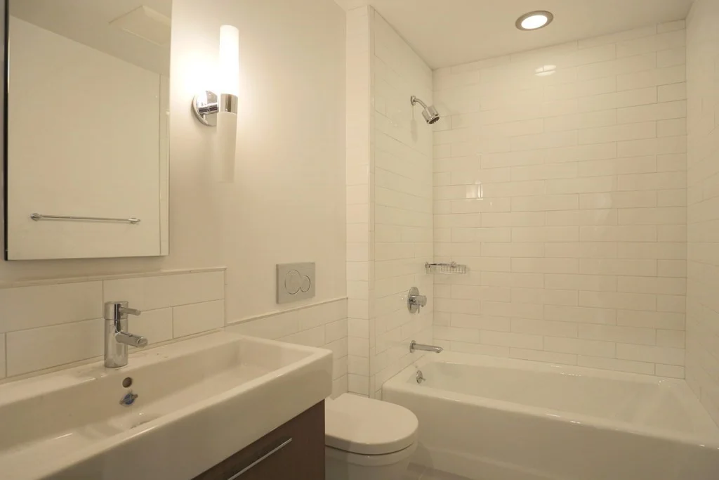 144 Lincoln St, Leather District