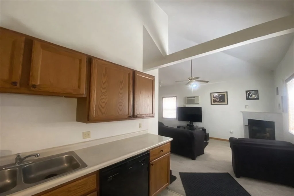 74 Lakewood, Worcester