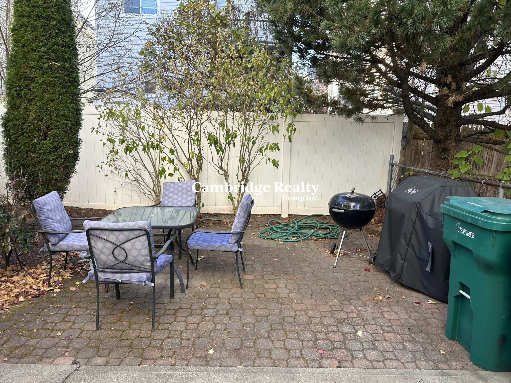 633 Boston Ave, Medford