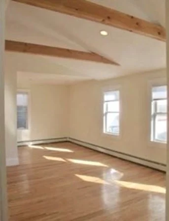 23 Pitman, Spring Hill
